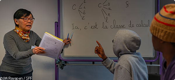 Ici et là-bas